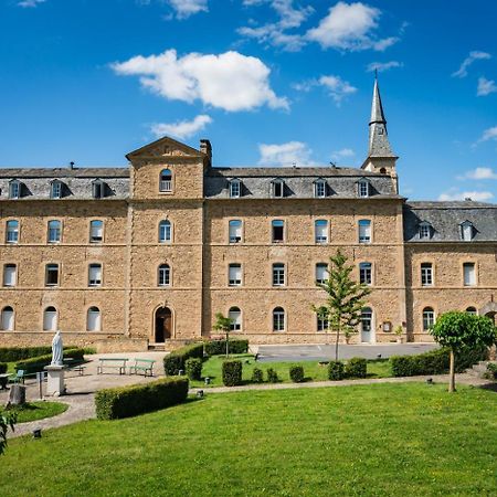 Отель Accueil Du Couvent De Malet Saint-Come-d'Olt Экстерьер фото